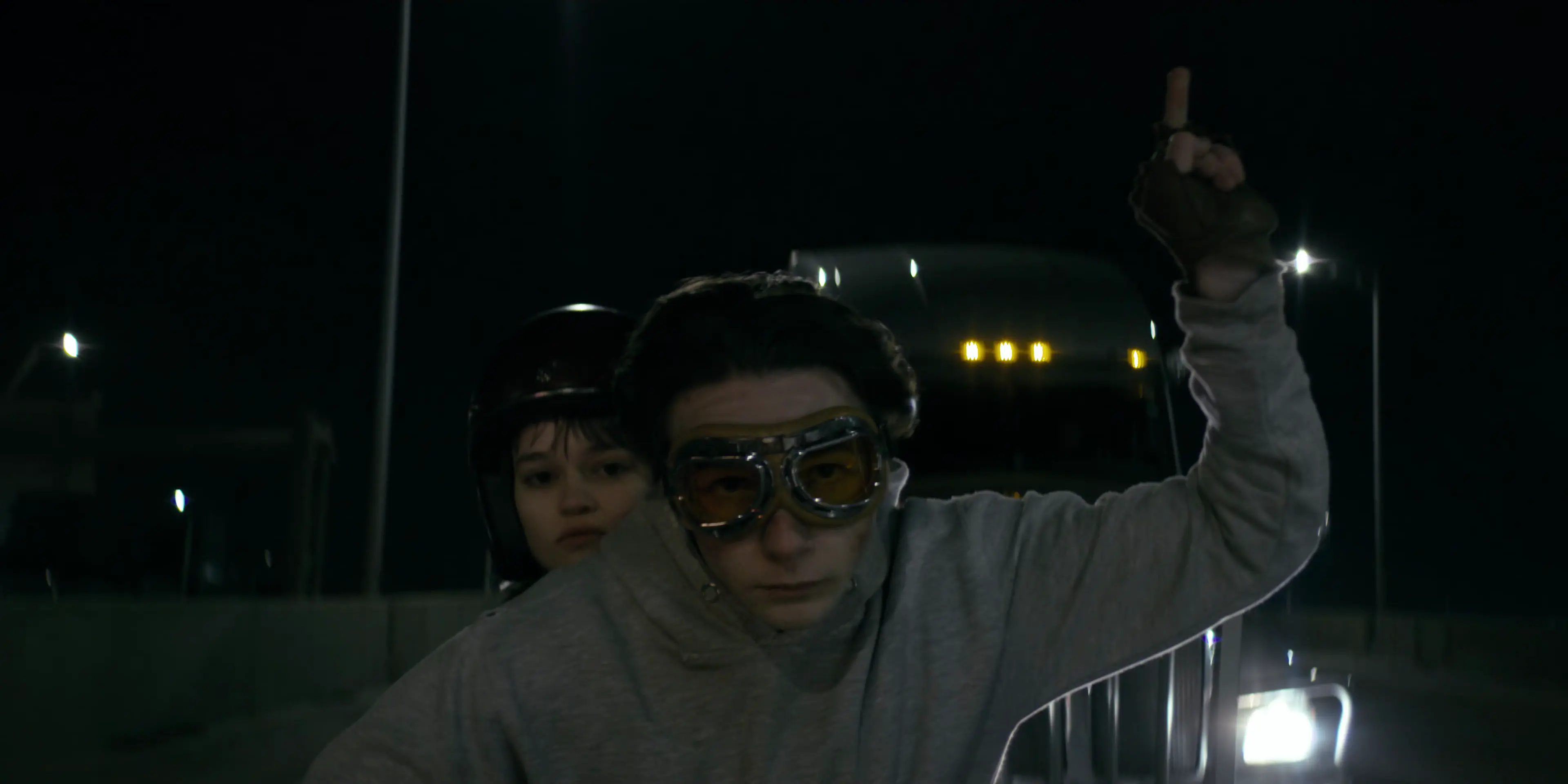 ./image/Wayne S01E01.webp